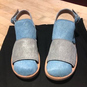 John Fluevog Rivers Closed Toe Sandal. Size 9